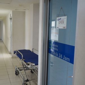 24 hour clinic in Sudirman Park 300x300 - Apartemen Sudirman Park